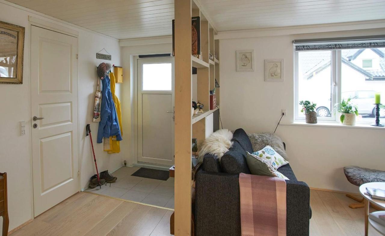 Romantic Klaksvik Apartment Экстерьер фото