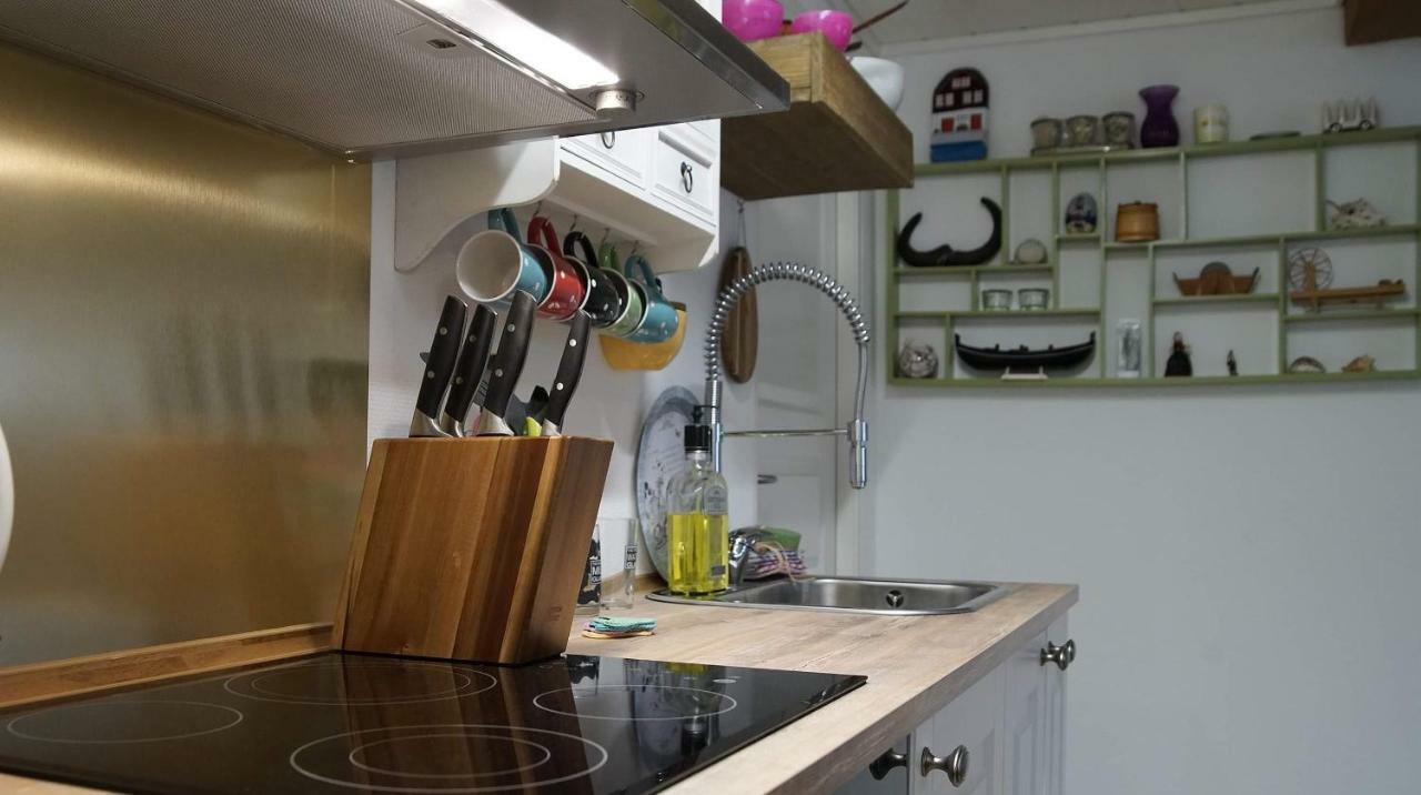Romantic Klaksvik Apartment Экстерьер фото